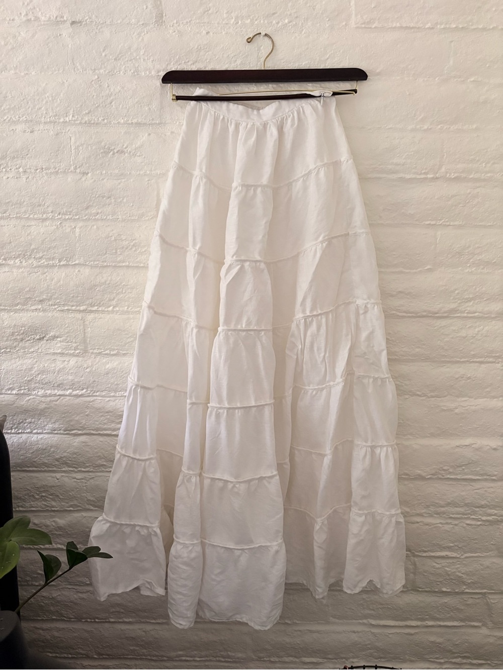 DISSH White Tiered Maxi Skirt and Top Set